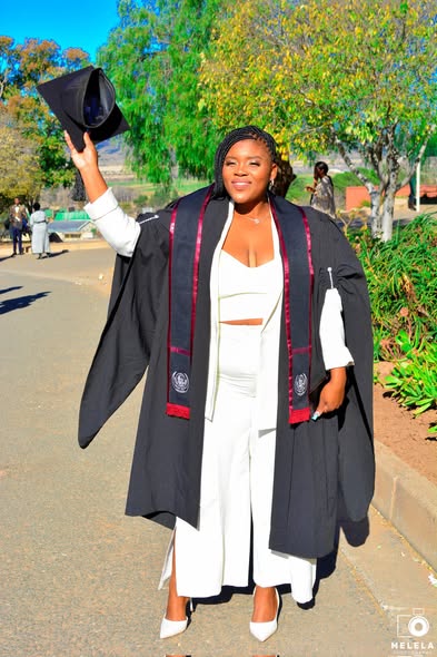 Sibongile Mani Graduates With Honours, Reigniting Debate Over NSFAS Scandal
