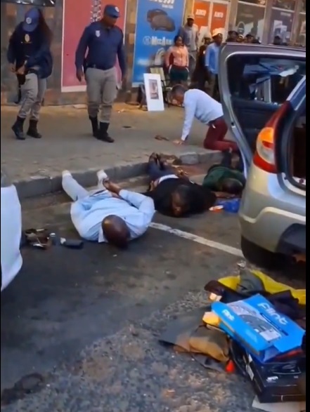 Five Arrested After Robbery Sparks Police Chase on Louis Botha Avenue